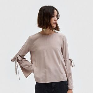 Tied Ribbon Sleeve Top in Mauve